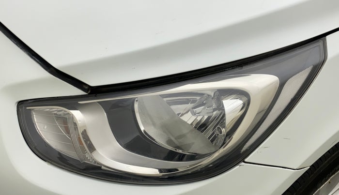 2011 Hyundai Verna FLUIDIC 1.4 VTVT, CNG, Manual, 37,023 km, Left headlight - Faded