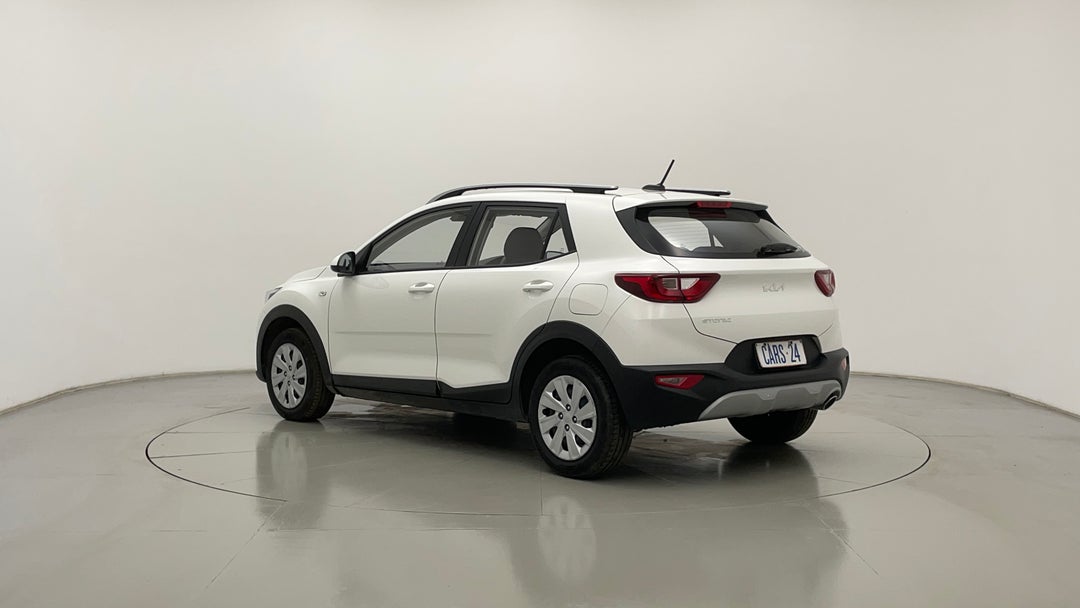 Left Back Diagonal (45- Degree) View