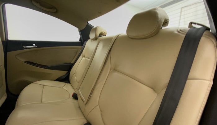 2013 Hyundai Verna FLUIDIC 1.6 CRDI SX, Diesel, Manual, 63,330 km, Right Side Rear Door Cabin