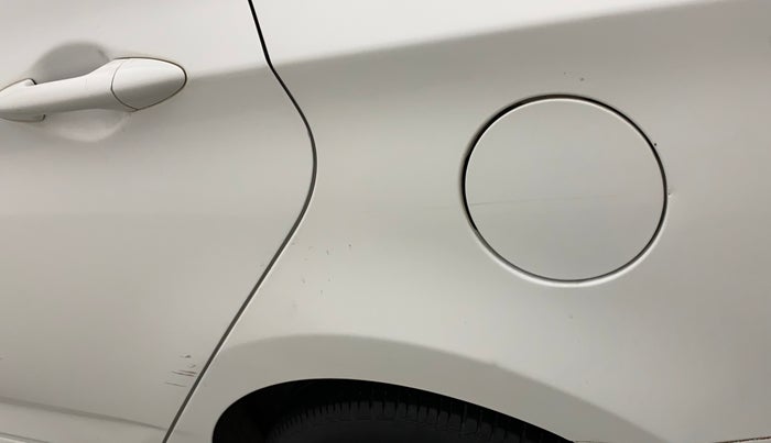 2016 Hyundai Verna 1.6 VTVT SX AT, Petrol, Automatic, 26,786 km, Left quarter panel - Minor scratches