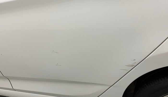 2016 Hyundai Verna 1.6 VTVT SX AT, Petrol, Automatic, 26,786 km, Rear left door - Minor scratches