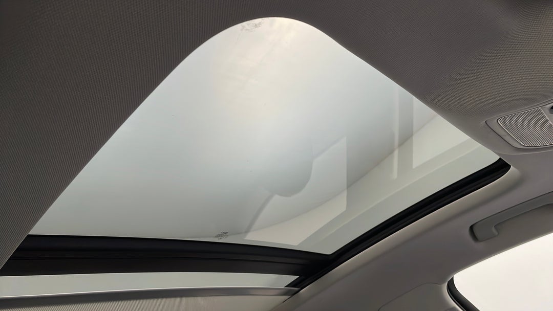 Interior Sunroof/Moonroof