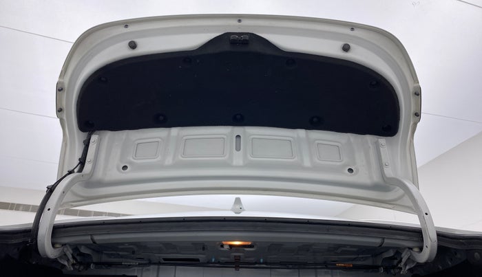 2018 Hyundai Verna 1.6 SX VTVT (O), Petrol, Manual, 40,468 km, Boot Door Open
