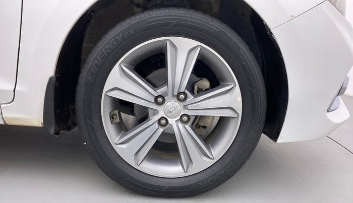 2018 Hyundai Verna 1.6 SX VTVT (O), Petrol, Manual, 40,468 km, Right Front Wheel