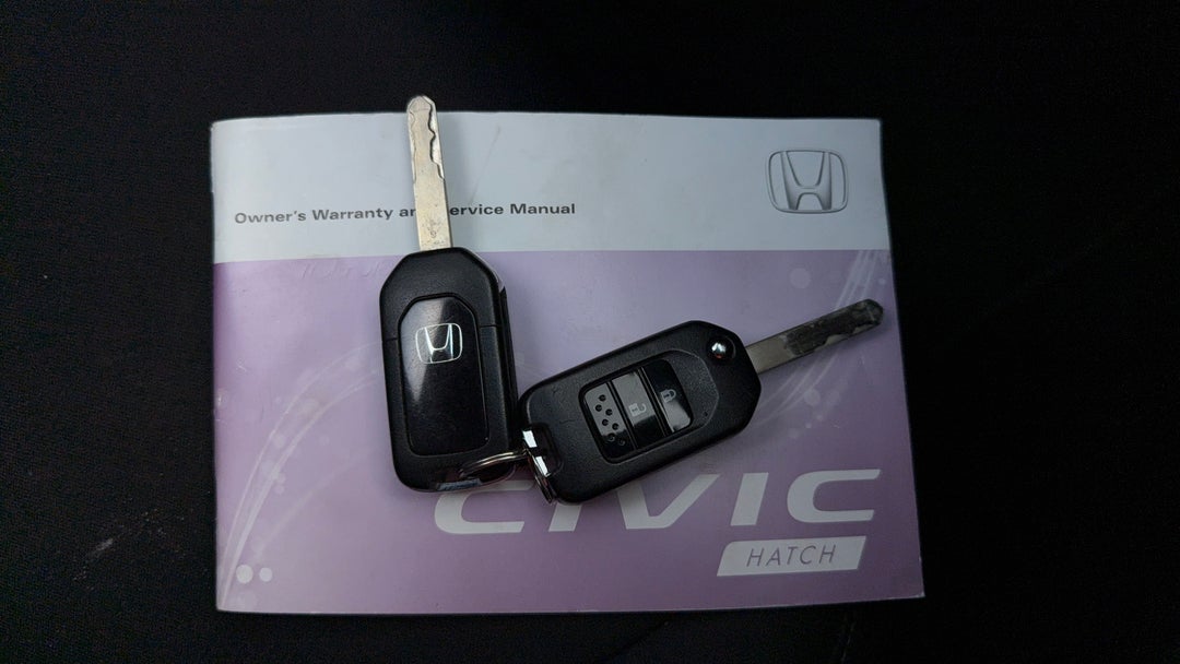 2018 Honda Civic Vti, Automatic, 147398 km, Key Close-up