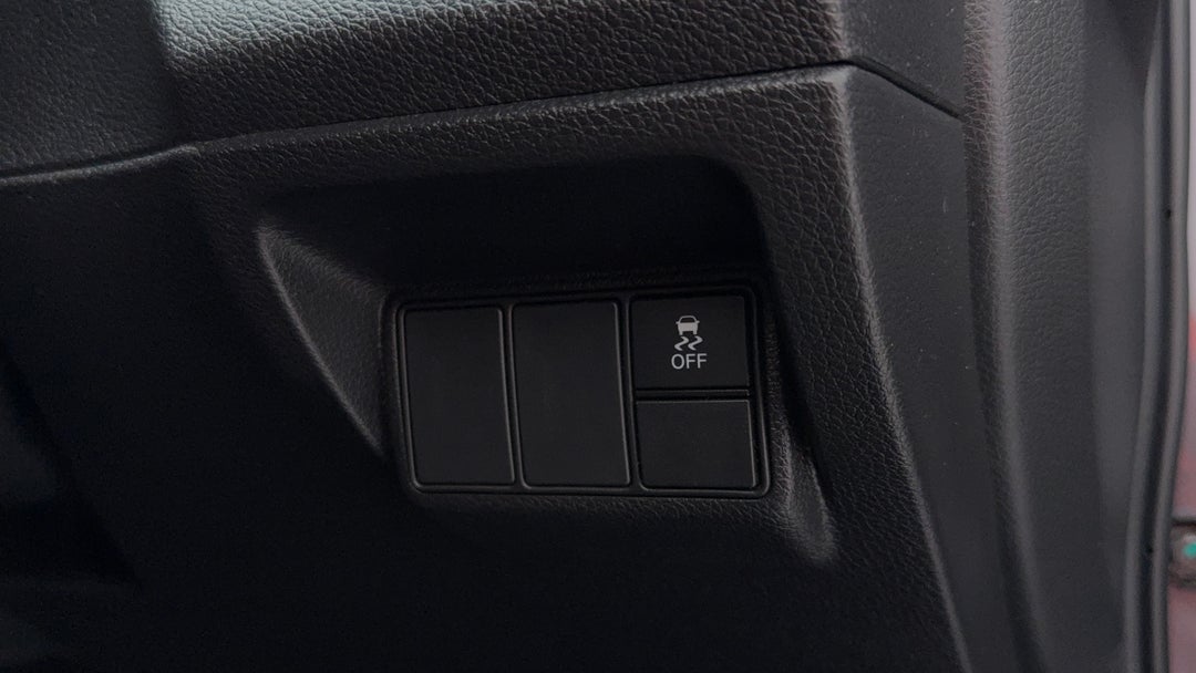 2018 Honda Civic Vti, Automatic, 147398 km, Utility Switches/Buttons