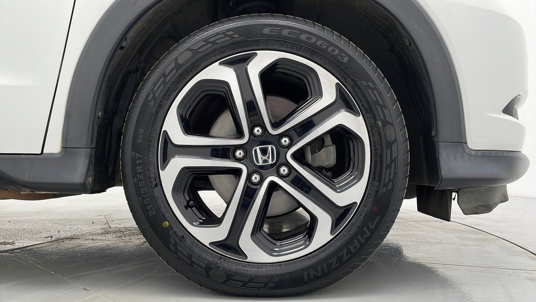 2018 Honda HR-V Vti-l, Automatic, 57818 km, Right Front Wheel