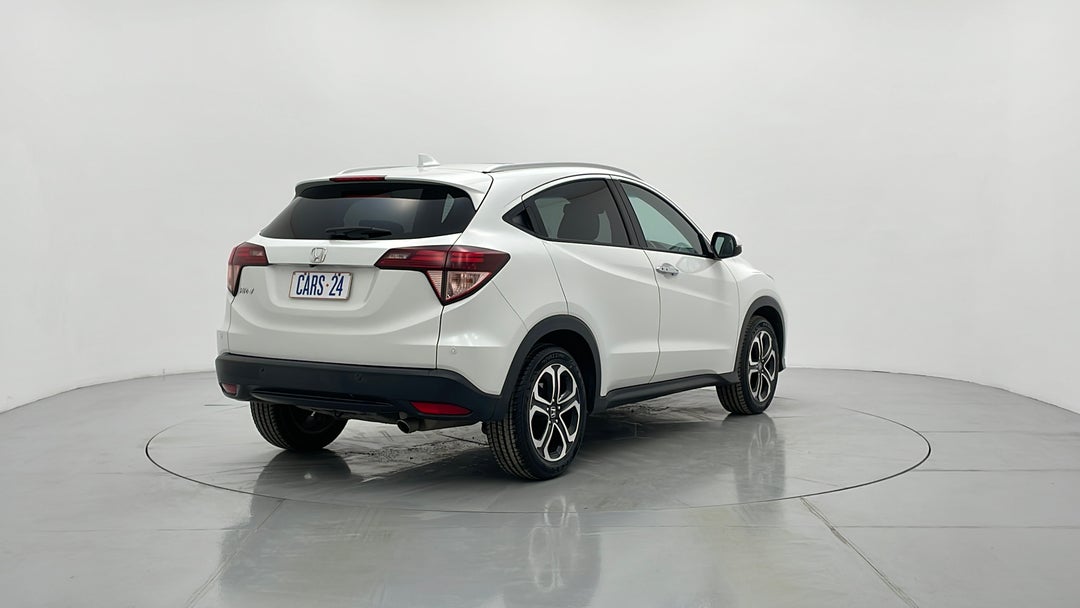 2018 Honda HR-V Vti-l, Automatic, 57818 km, Right Back Diagonal (45- Degree) View