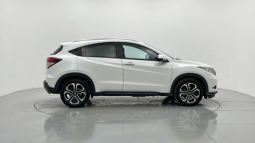 2018 Honda HR-V Vti-l, Automatic, 57818 km, Right Side View