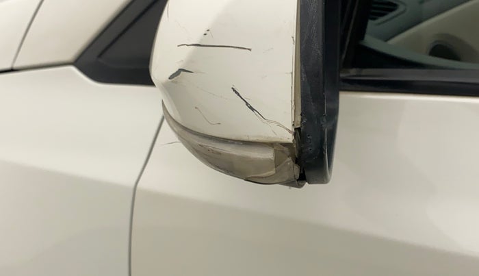 2018 Hyundai Grand i10 SPORTZ (O) AT 1.2 KAPPA VTVT, Petrol, Automatic, 65,001 km, Left rear-view mirror - Indicator light has minor damage