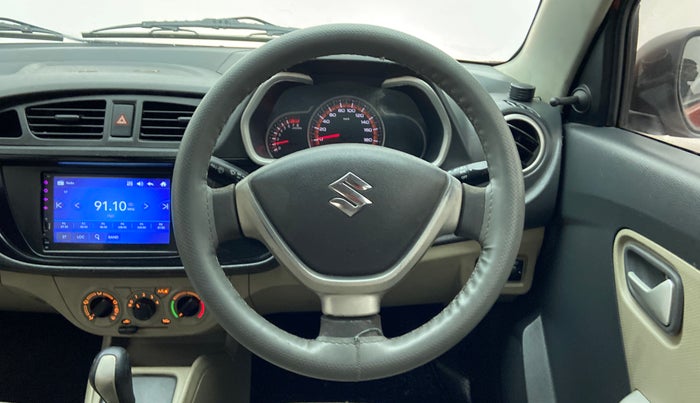2015 Maruti Alto K10 VXI AMT P, Petrol, Automatic, 32,019 km, Steering Wheel Close Up