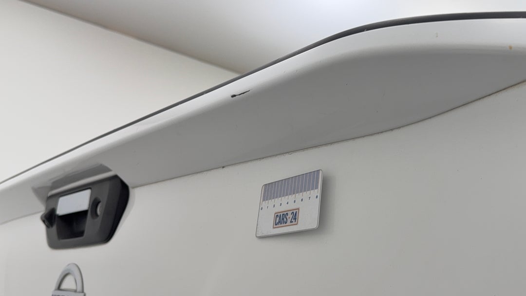 Boot / Tailgate Tailgate Scratch