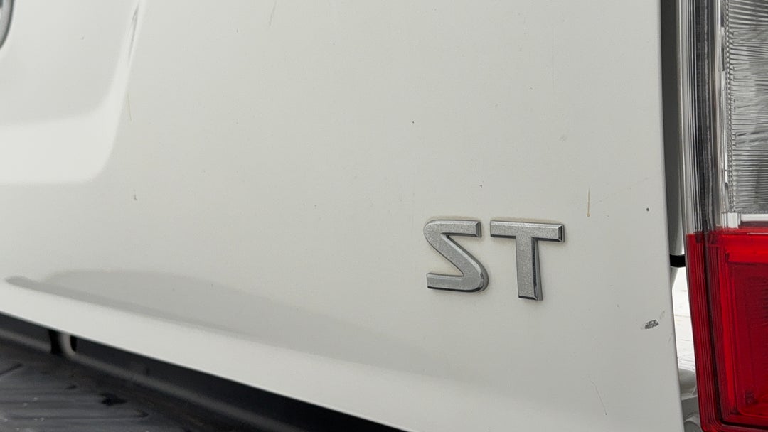 Badge (Boot Right Side)