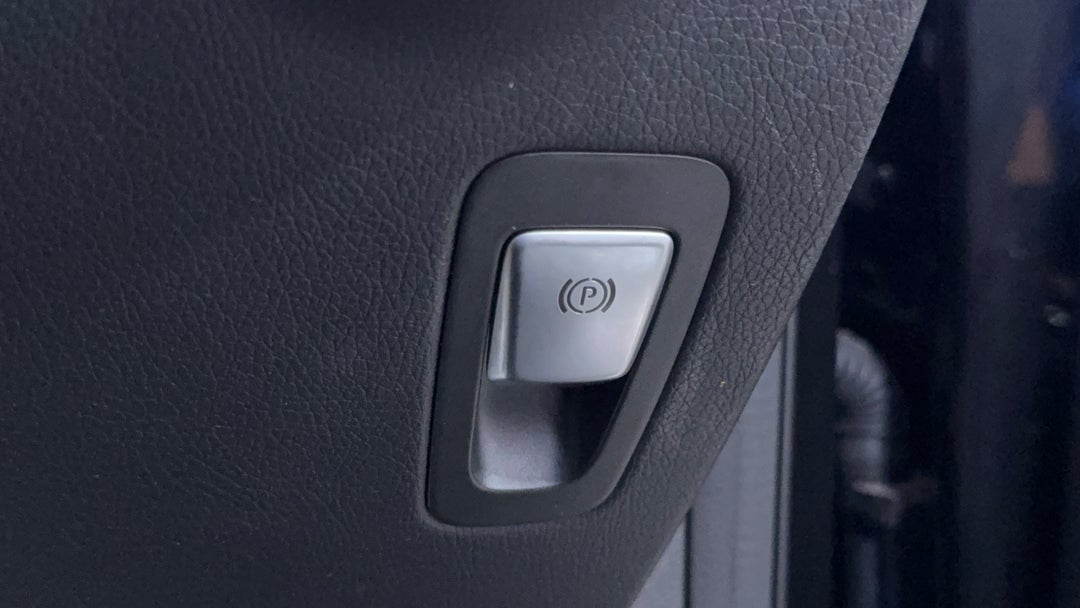 2019 Mercedes-benz GLC 200, Automatic, 68705 km, Handbrake