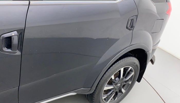 2018 Mahindra XUV500 W11 (O) AT, Diesel, Automatic, 79,285 km, Rear left door - Paint has faded