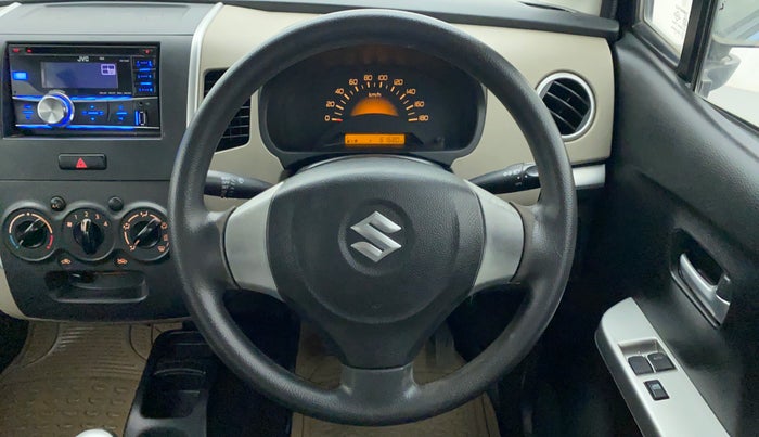 2013 Maruti Wagon R 1.0 LXI, Petrol, Manual, 61,951 km, Steering Wheel Close Up