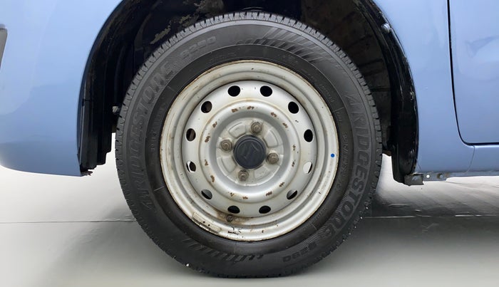 2013 Maruti Wagon R 1.0 LXI, Petrol, Manual, 61,951 km, Left Front Wheel
