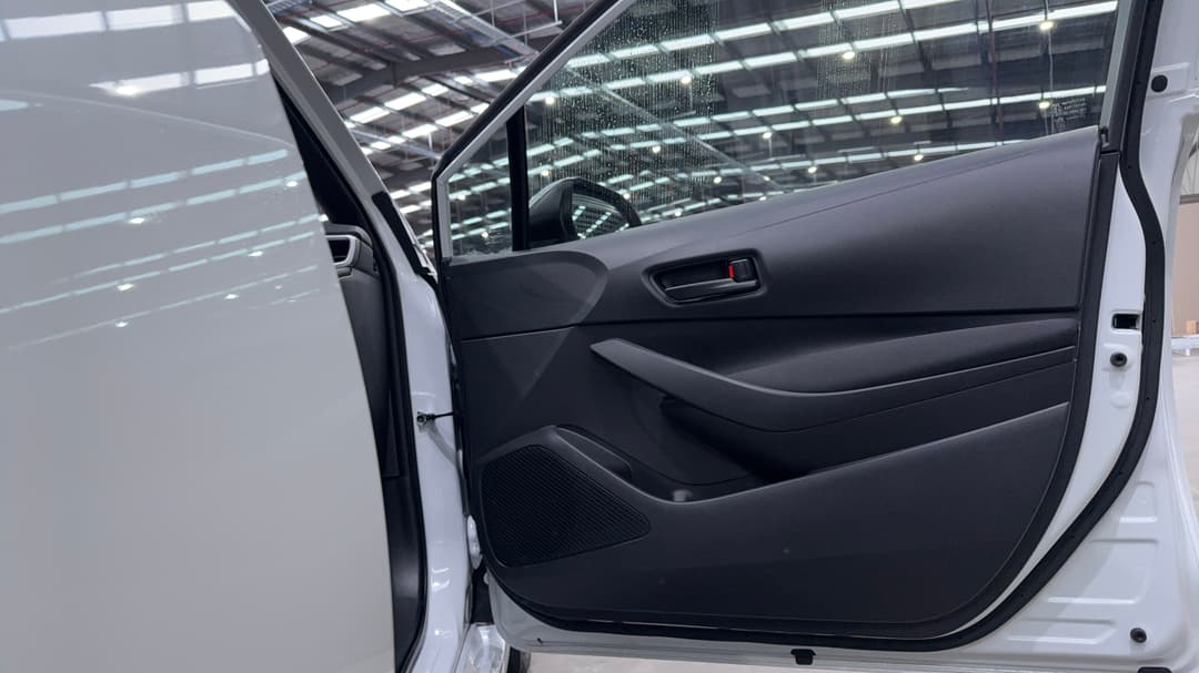 2025 Toyota Corolla Ascent Sport Hybrid, Automatic, 10522 km, Speaker View