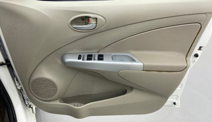 2015 Toyota Etios VD 1.4, Diesel, Manual, 65,122 km, Driver Side Door Panels Control