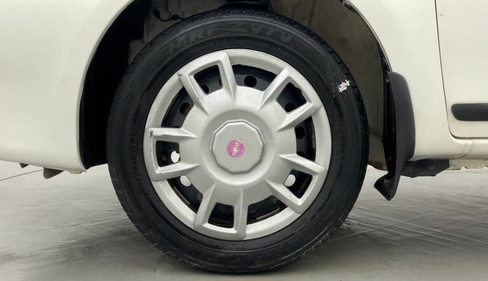 2015 Toyota Etios VD 1.4, Diesel, Manual, 65,122 km, Left Front Wheel