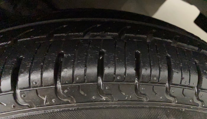 2019 Datsun Redi Go A, Petrol, Manual, 19,109 km, Left Rear Tyre Tread
