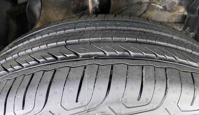 2017 Maruti Vitara Brezza VDI OPT, Diesel, Manual, 89,534 km, Right Front Tyre Tread