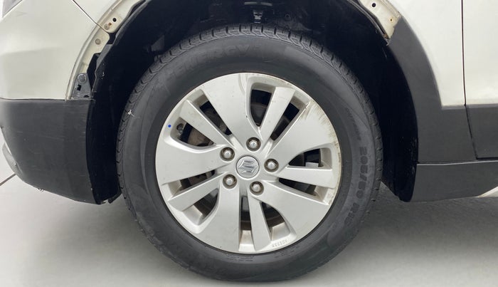2015 Maruti S Cross ZETA 1.6, Diesel, Manual, 94,891 km, Left Front Wheel