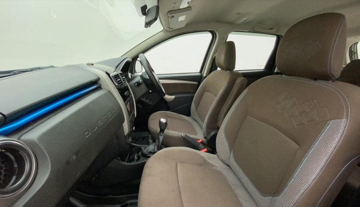 2020 Renault Duster RXZ 1.5 PETROL MT, Petrol, Manual, 20,600 km, Right Side Front Door Cabin