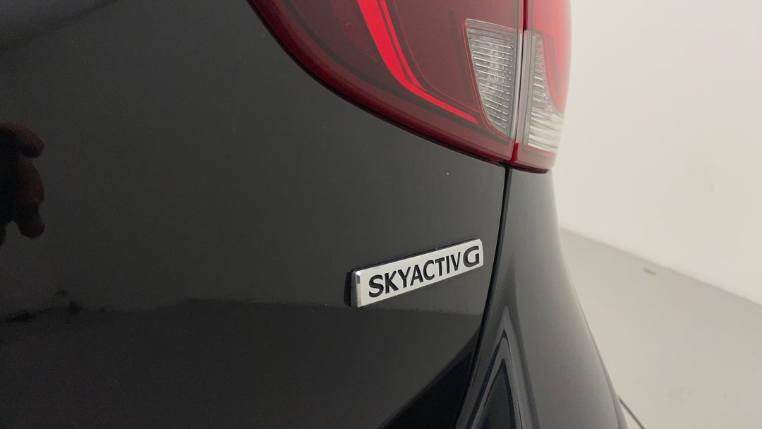 Badge (Boot Right Side)