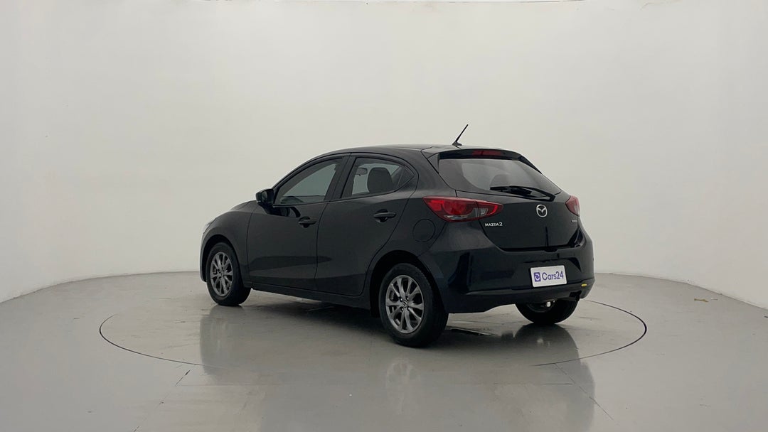 Left Back Diagonal (45- Degree) View