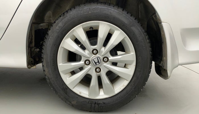 2013 Honda City V MT AVN, Petrol, Manual, 67,149 km, Left Rear Wheel