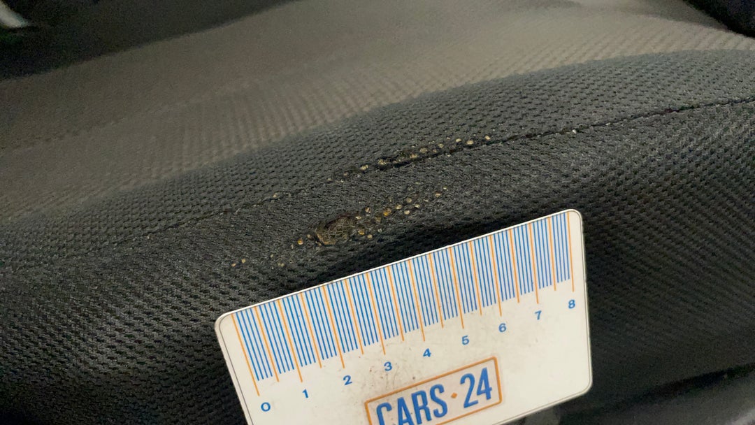 2018 Mitsubishi Triton Gls (4x4), Automatic, 88519 km, Seats Front RHS Wear