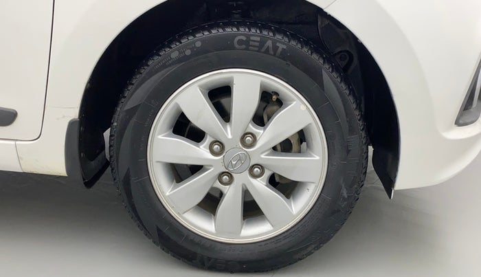 2015 Hyundai Xcent S (O) 1.2, Petrol, Manual, 96,186 km, Right Front Wheel