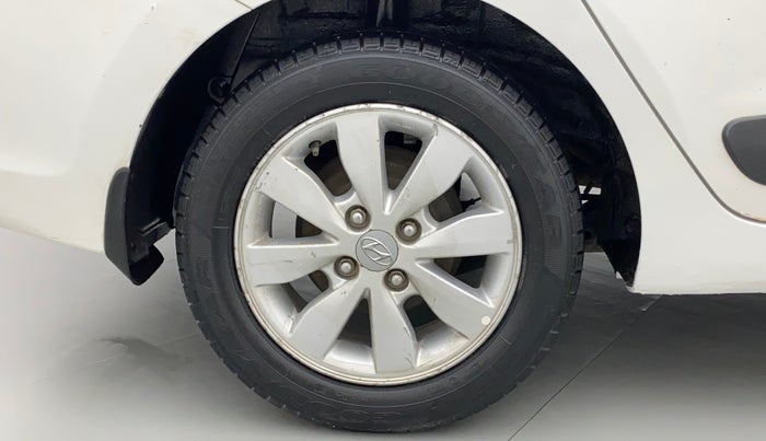 2015 Hyundai Xcent S (O) 1.2, Petrol, Manual, 96,186 km, Right Rear Wheel