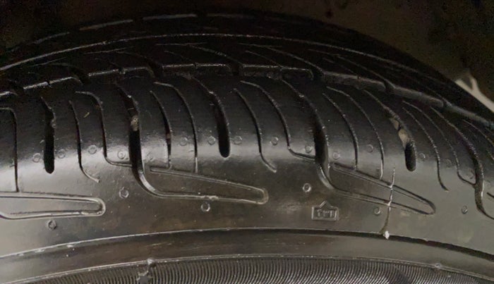 2018 Maruti Celerio VXI CNG, CNG, Manual, 61,716 km, Left Rear Tyre Tread