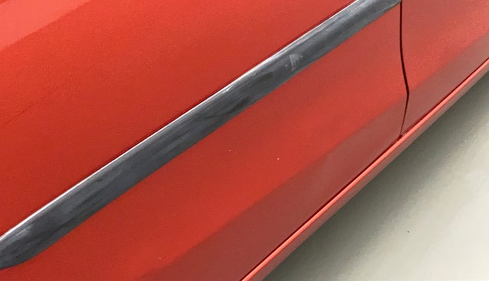 2018 Maruti Celerio VXI CNG, CNG, Manual, 61,716 km, Right rear door - Slightly dented
