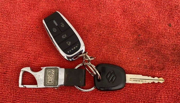 2018 Maruti Celerio VXI CNG, CNG, Manual, 61,716 km, Key Close Up
