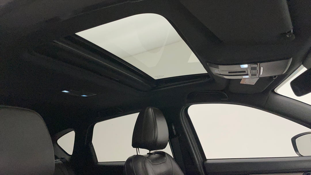 Interior Sunroof/Moonroof