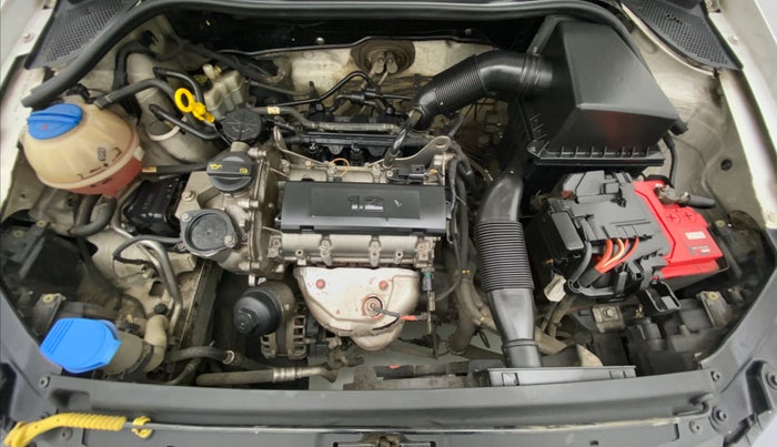 2016 Volkswagen Ameo HIGHLINE 1.2, Petrol, Manual, 93,964 km, Open Bonet