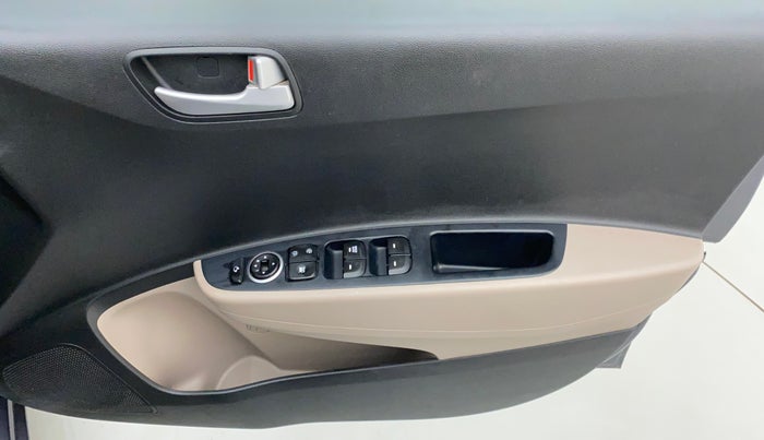 2016 Hyundai Grand i10 ASTA (O) 1.2 KAPPA VTVT, Petrol, Manual, 30,277 km, Driver Side Door Panels Control