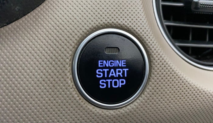 2016 Hyundai Grand i10 ASTA (O) 1.2 KAPPA VTVT, Petrol, Manual, 30,277 km, Keyless Start/ Stop Button
