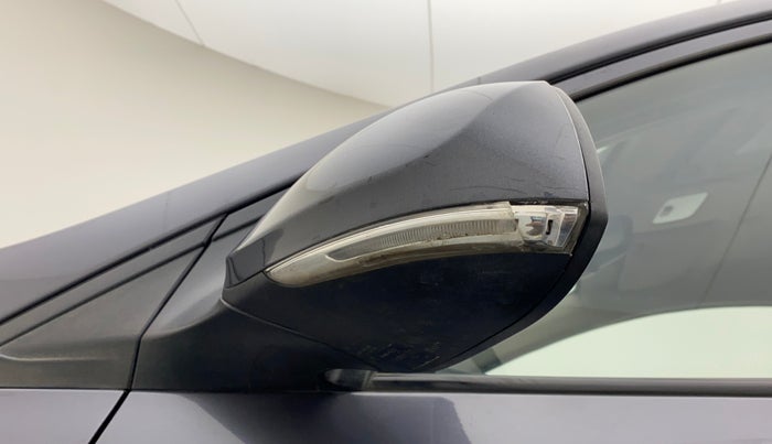 2016 Hyundai Grand i10 ASTA (O) 1.2 KAPPA VTVT, Petrol, Manual, 30,277 km, Left rear-view mirror - Indicator light has minor damage