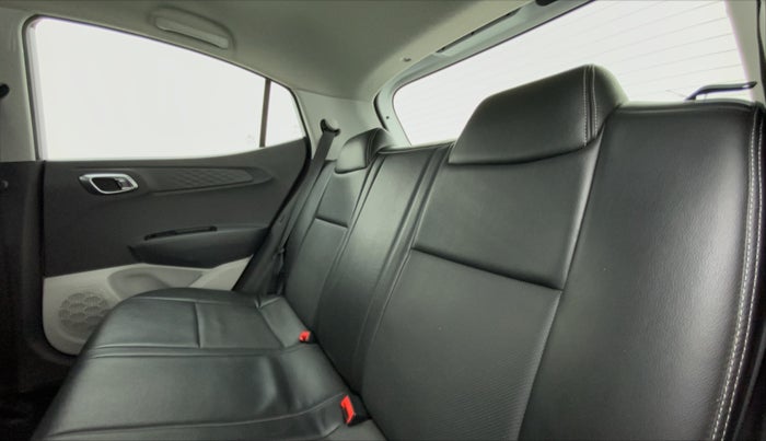 2020 Hyundai GRAND I10 NIOS SPORTZ 1.2 AT, Petrol, Automatic, 24,979 km, Right Side Rear Door Cabin