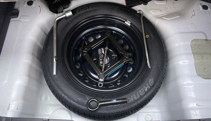 2020 Hyundai GRAND I10 NIOS SPORTZ 1.2 AT, Petrol, Automatic, 24,979 km, Spare Tyre