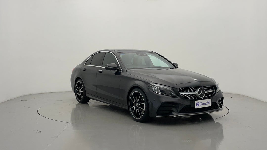 Right Front Diagonal (45- Degree) View