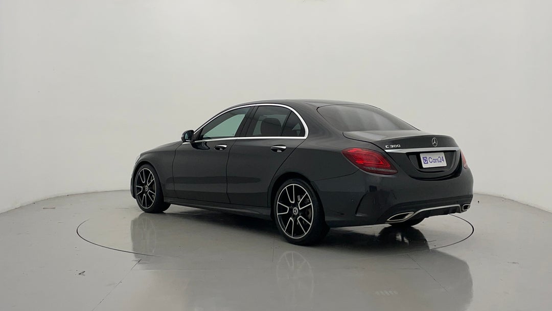 Left Back Diagonal (45- Degree) View