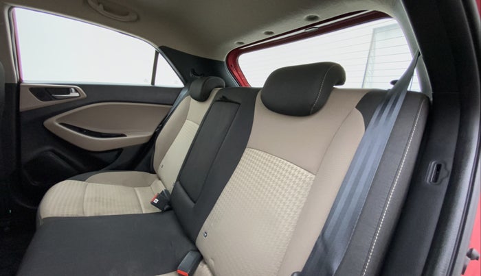 2019 Hyundai Elite i20 ASTA 1.2 (O), Petrol, Manual, 12,605 km, Right Side Rear Door Cabin