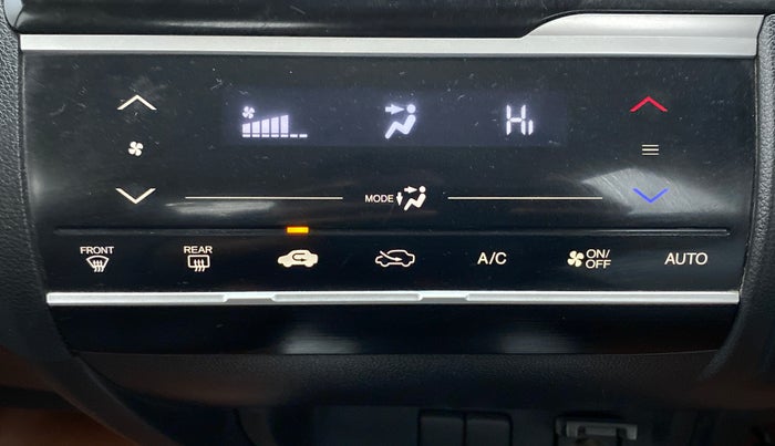 2017 Honda Jazz 1.2L I-VTEC V, Petrol, Manual, 91,115 km, Automatic Climate Control