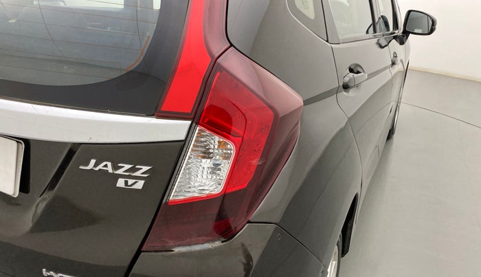 2017 Honda Jazz 1.2L I-VTEC V, Petrol, Manual, 91,115 km, Right tail light - Reverse gear light not functional