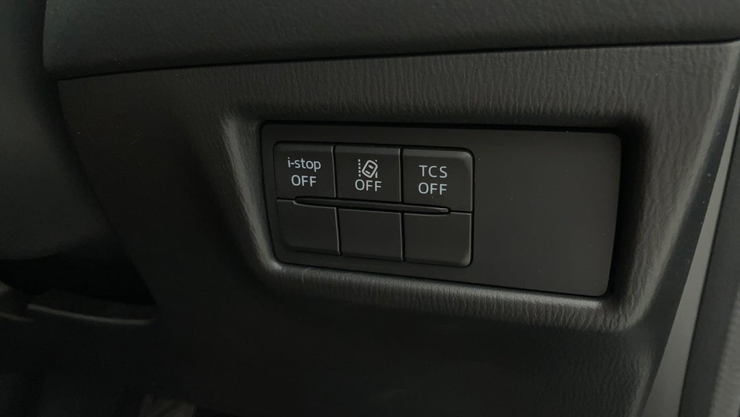 2023 Mazda CX-8 G25 Sport (fwd), Automatic, 42730 km, Utility Switches/Buttons